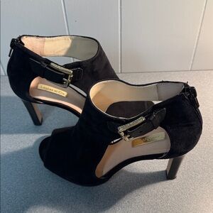 Louise et Cie Olivia Suede Booties, 7 1/2M/38  Buckle and Zip Back